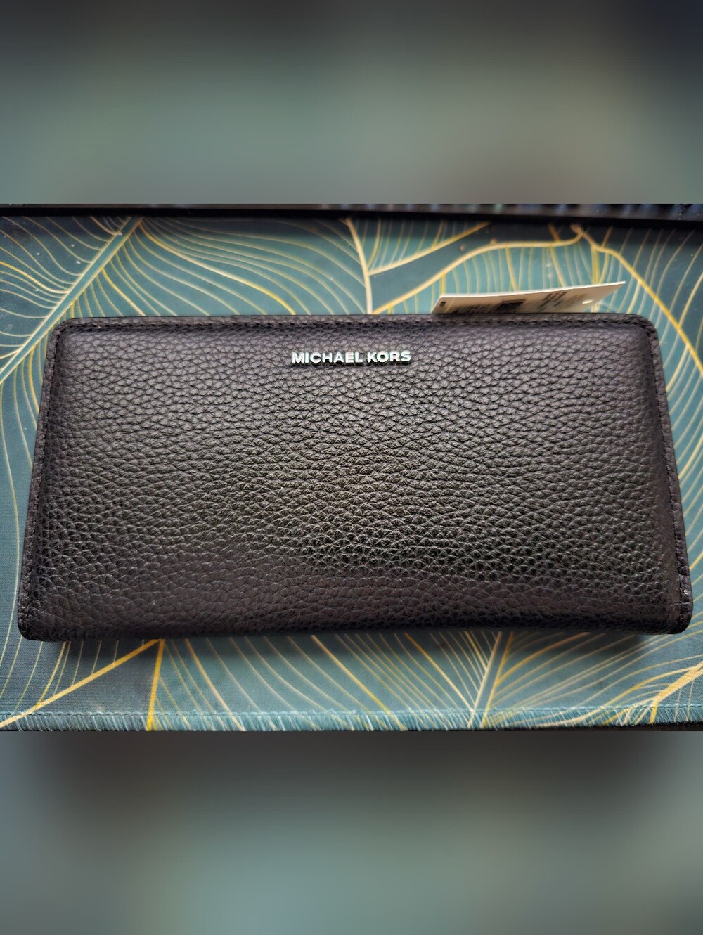 Michael Kors Bryant Large Slim Leather Snap Wallet